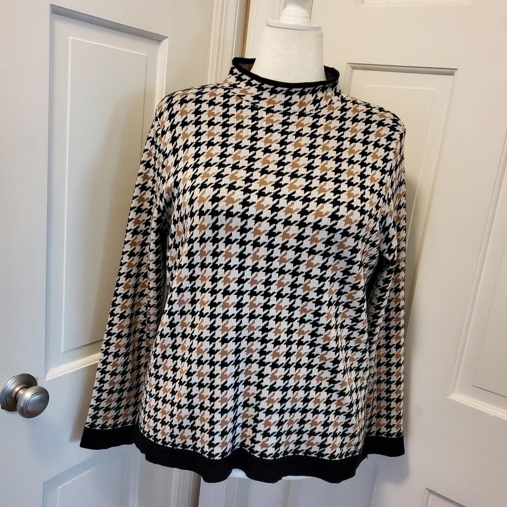 ADRIANNA PAPELL Houndstooth Pattern Print Mockneck Sweater Size Large, Classic